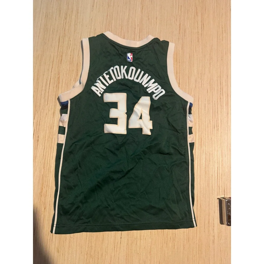 Nike Milwaukee Bucks Giannis Antetokounmpo 34 Jersey Kids Medium 10-12 Green NBA